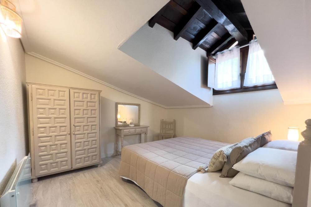 Apartamentos Santa Lucia Cabezón de la Sal Dış mekan fotoğraf