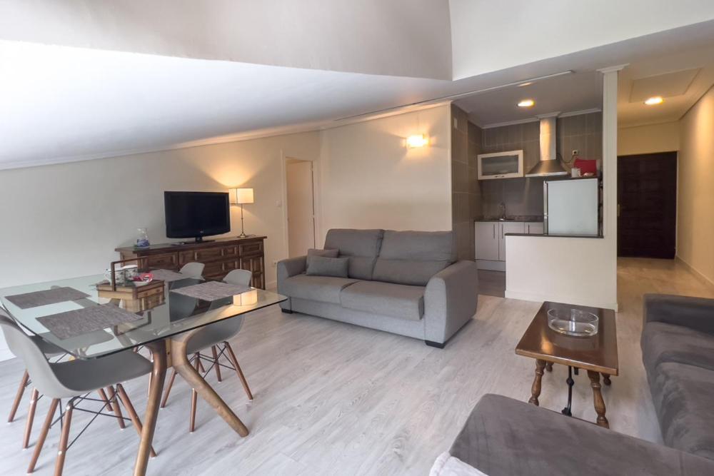 Apartamentos Santa Lucia Cabezón de la Sal Dış mekan fotoğraf