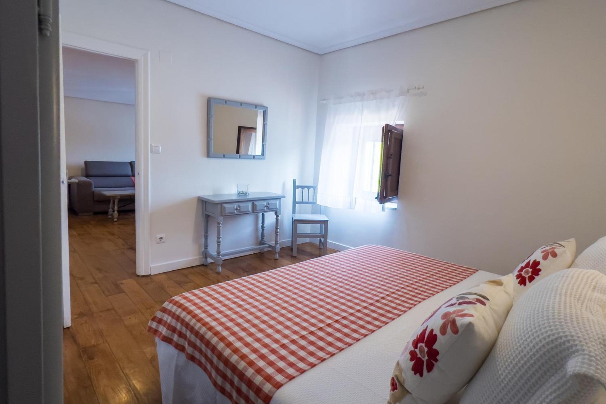 Apartamentos Santa Lucia Cabezón de la Sal Dış mekan fotoğraf