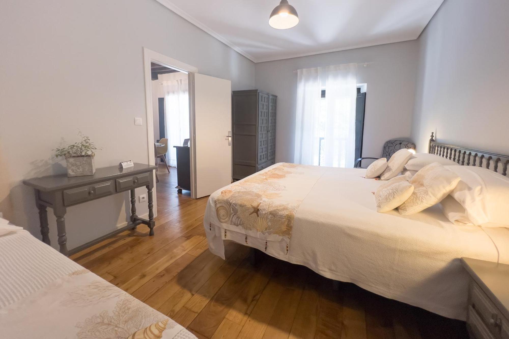 Apartamentos Santa Lucia Cabezón de la Sal Dış mekan fotoğraf