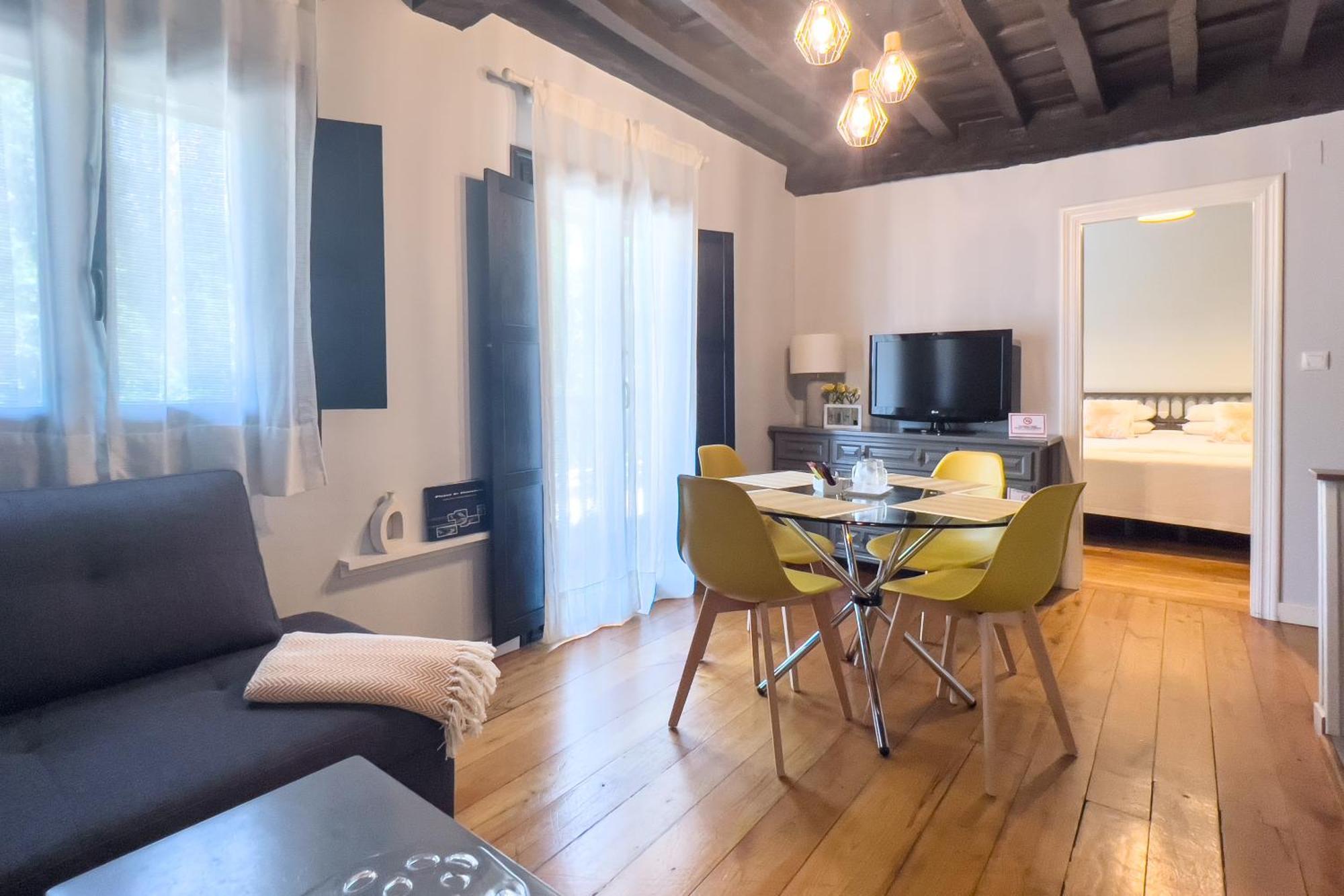 Apartamentos Santa Lucia Cabezón de la Sal Dış mekan fotoğraf