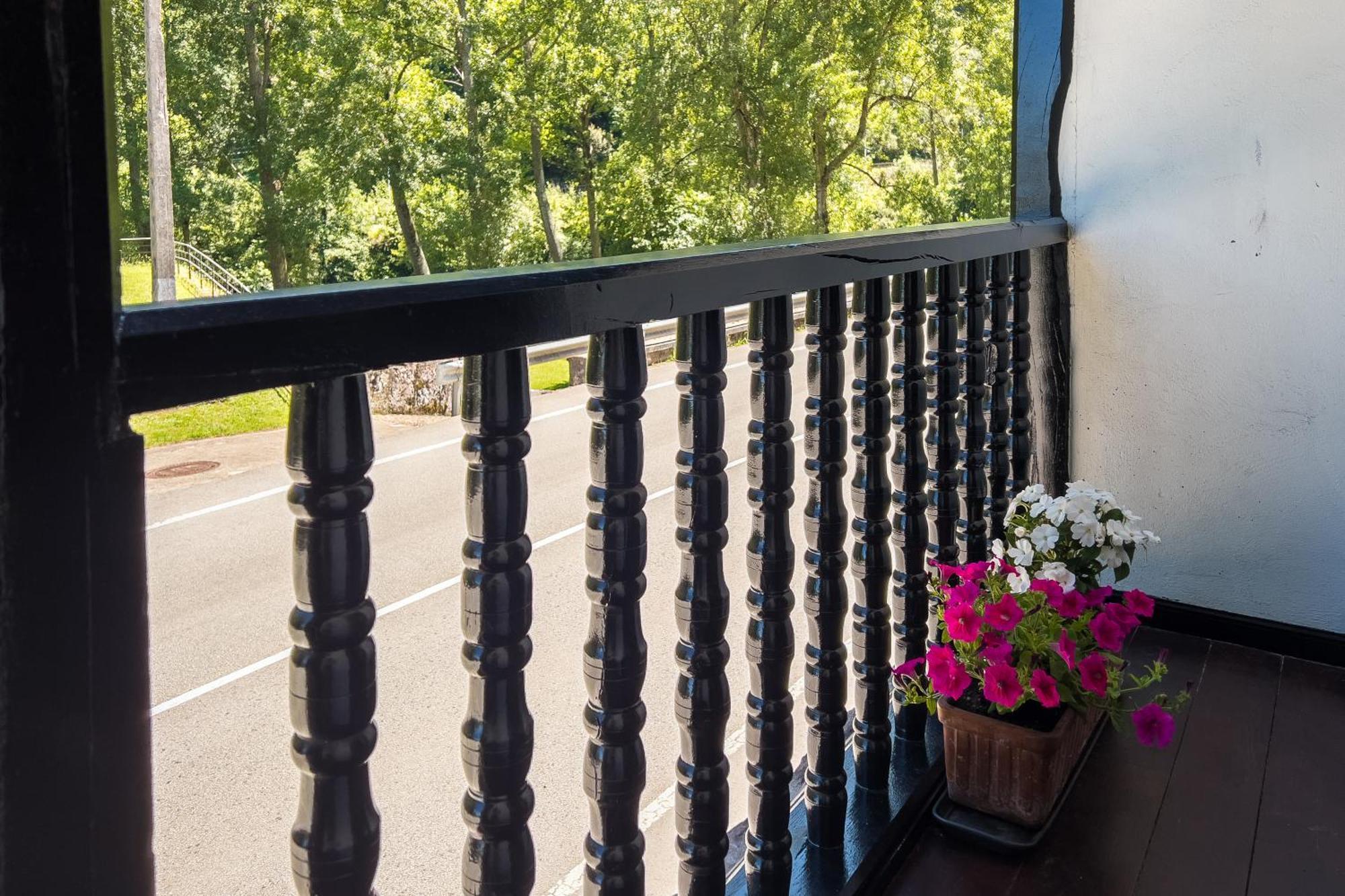 Apartamentos Santa Lucia Cabezón de la Sal Dış mekan fotoğraf