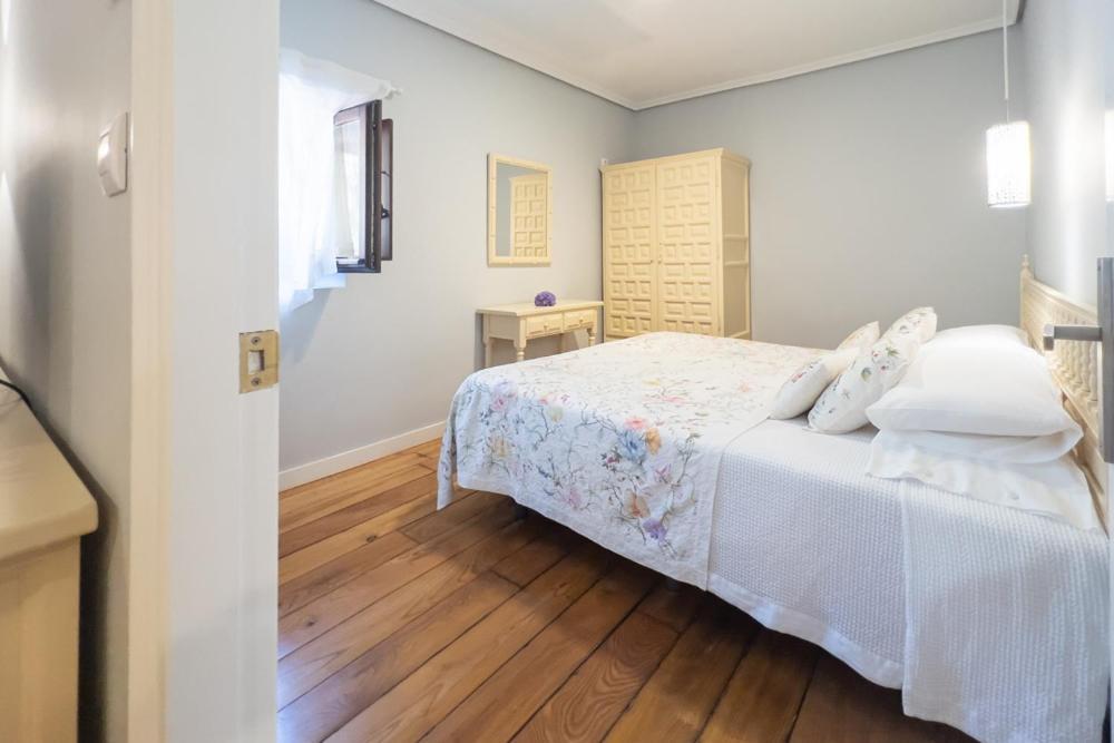 Apartamentos Santa Lucia Cabezón de la Sal Dış mekan fotoğraf