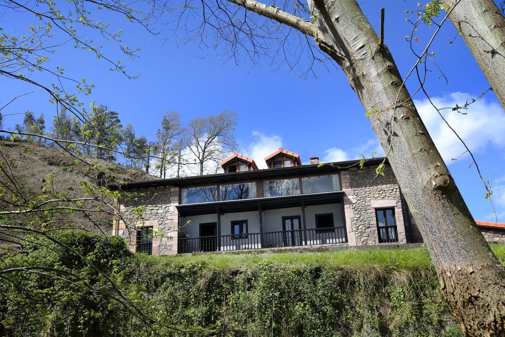 Apartamentos Santa Lucia Cabezón de la Sal Dış mekan fotoğraf