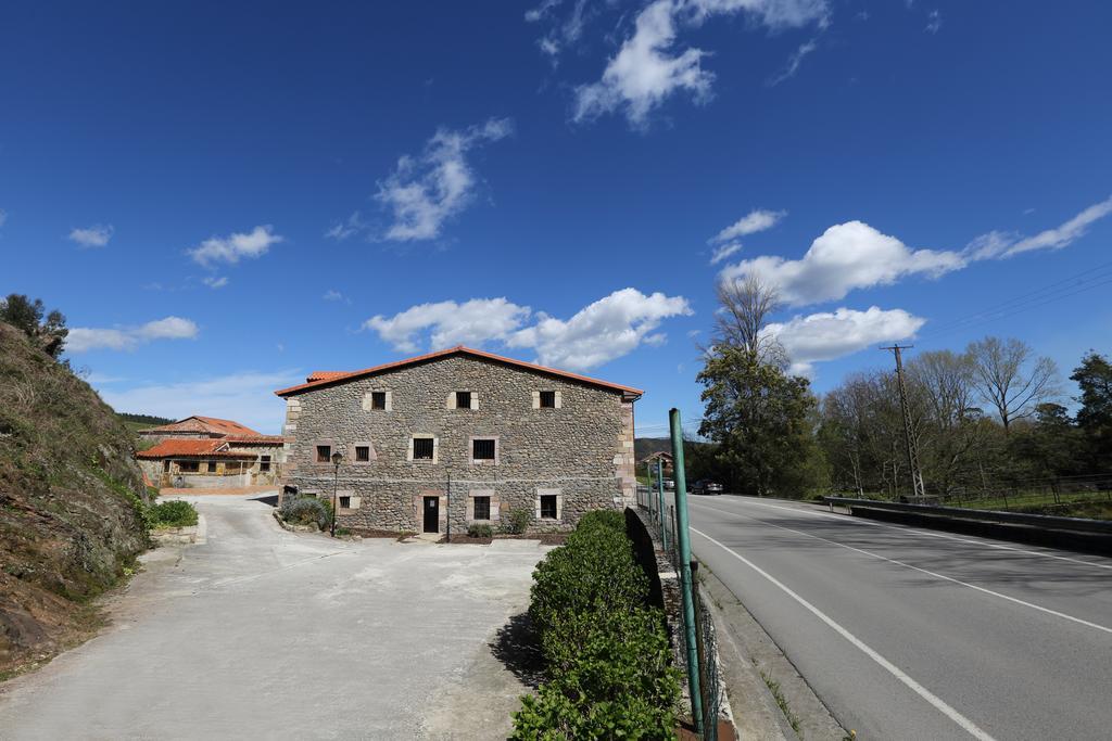 Apartamentos Santa Lucia Cabezón de la Sal Dış mekan fotoğraf